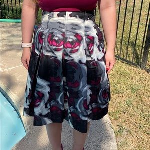 Express Design Studio Floral Print Pleated Skirt